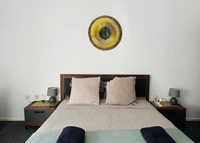 Sea Breeze Retreat - Comfort In The Heart Of Διαμέρισμα Σλιέμα