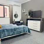 Appartamento Sea Breeze Retreat - Comfort In The Heart Of *