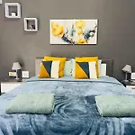 Sea Breeze Retreat - Comfort In The Heart Of Appartamento