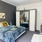 Sea Breeze Retreat - Comfort In The Heart Of