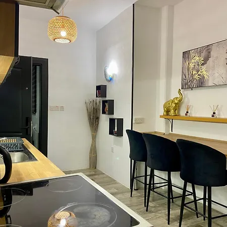 Sea Breeze Retreat - Comfort Apartments In The Heart Of Sliema Apartment