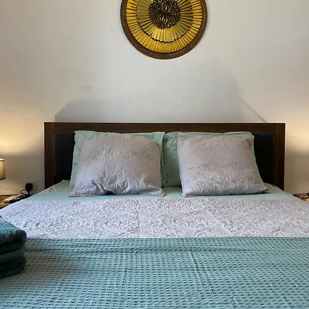 Sea Breeze Retreat - Comfort In The Heart Of סליאמה