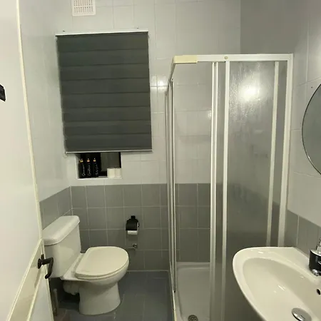 Sea Breeze Retreat - Comfort In The Heart Of 아파트 *