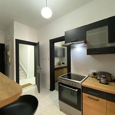 Sea Breeze Retreat - Comfort In The Heart Of Apartment