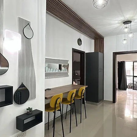 아파트 Sea Breeze Retreat - Comfort In The Heart Of *