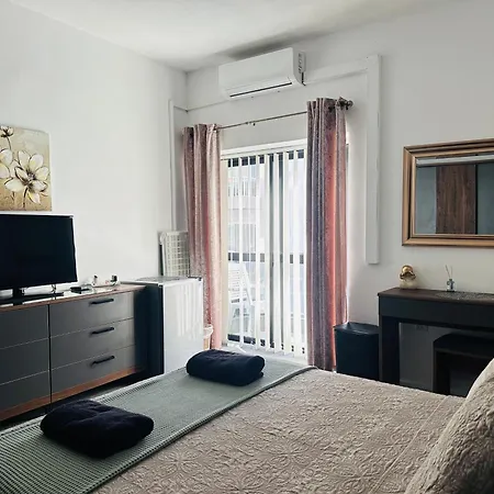 Sea Breeze Retreat - Comfort In The Heart Of Apartment *