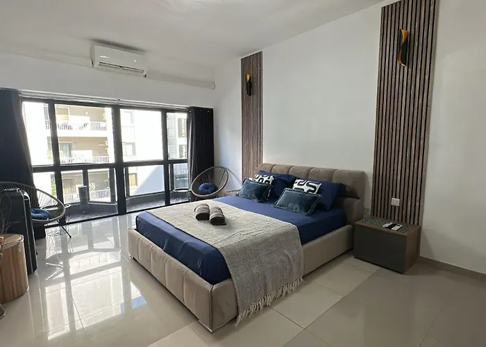 Sea Breeze Retreat - Comfort In The Heart Of 아파트 *