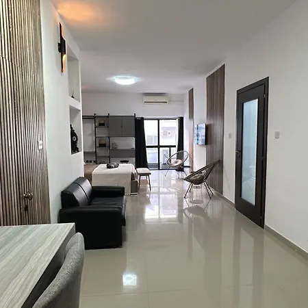 Sea Breeze Retreat - Comfort In The Heart Of * Sliema