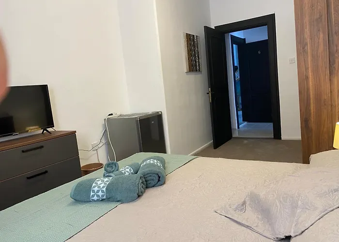 Apartment Sea Breeze Retreat - Comfort In The Heart Of