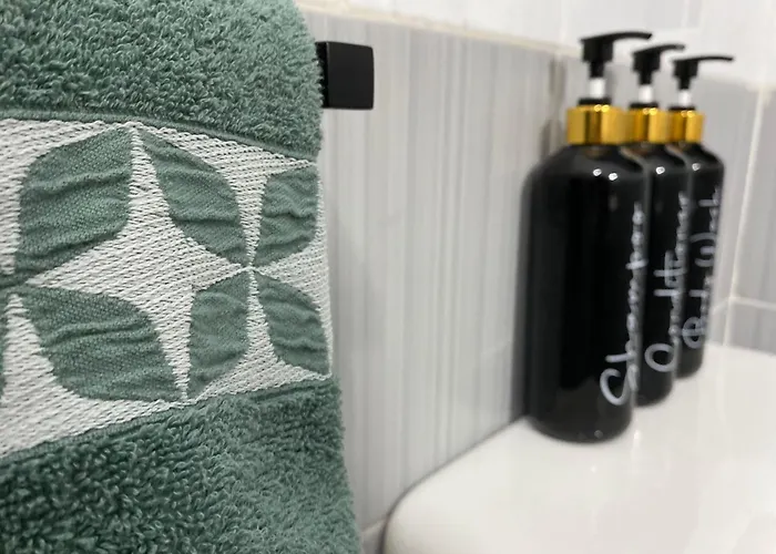 Sea Breeze Retreat - Comfort In The Heart Of Apartment Sliema