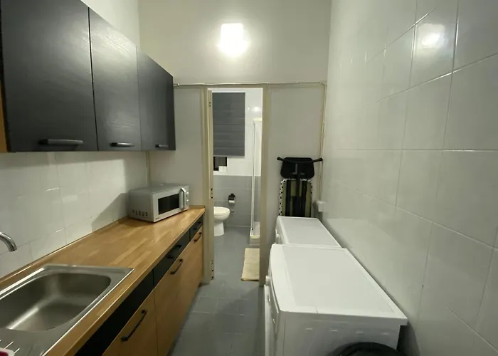 Apartment Sea Breeze Retreat - Comfort In The Heart Of *